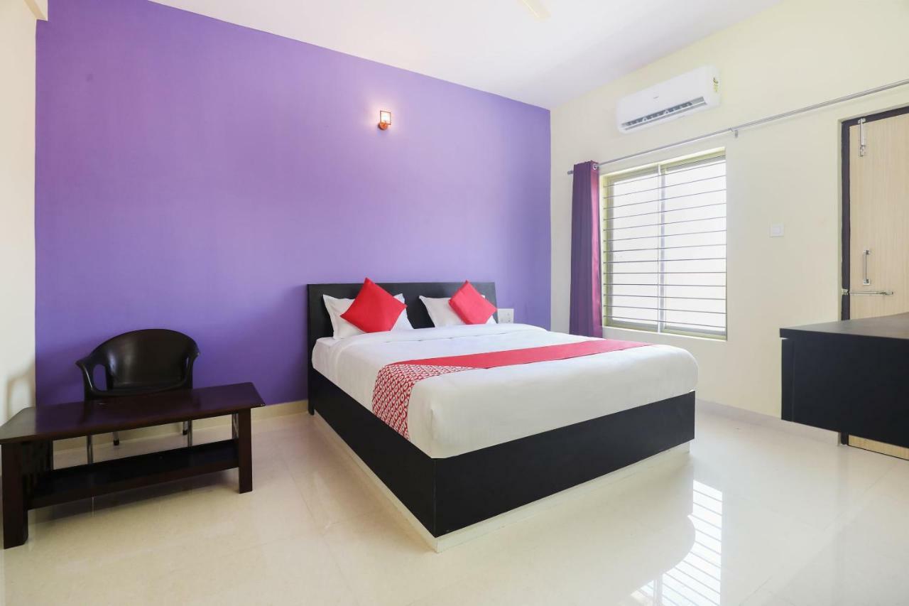Oyo 33451 Ace Inn Bangalore Bagian luar foto