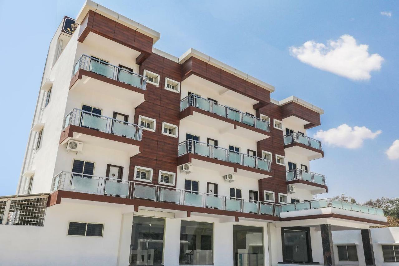 Oyo 33451 Ace Inn Bangalore Bagian luar foto
